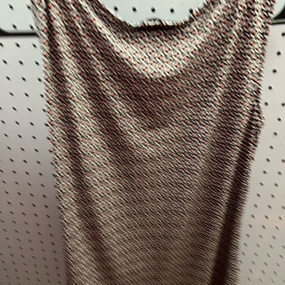 Jones New York tank top size medium - Picture 3 of 4